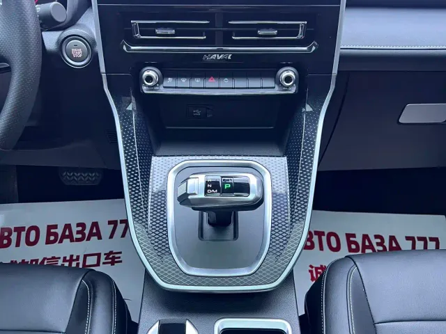 Haval M6 — Фото автомобиля 12