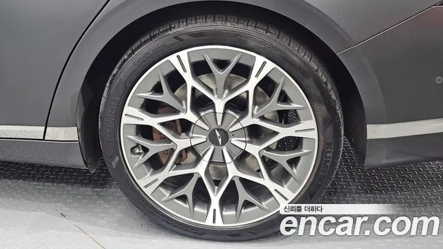 Genesis G90 RS4 — Фото автомобиля 6