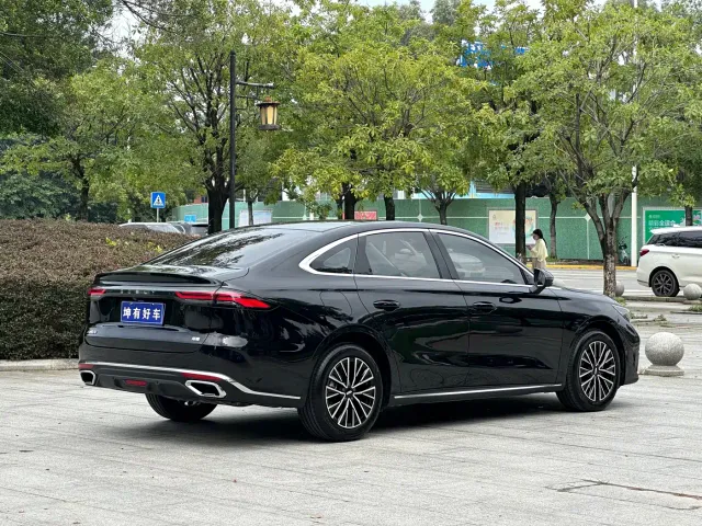 Geely Emgrand — Фото автомобиля 4