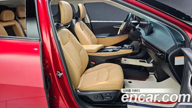 Kia EV6 — Фото автомобиля 10