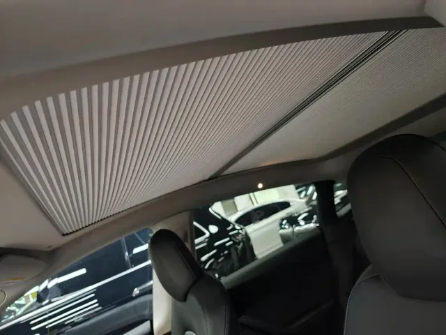 Tesla Model Y — Фото автомобиля 14