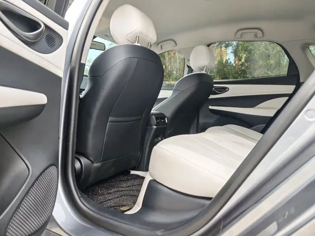 BYD Seal 05 DM-i — Фото автомобиля 6