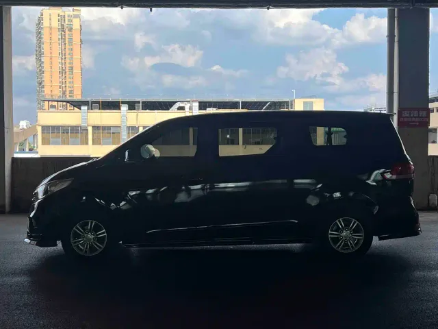 Maxus G10 — Фото автомобиля 9