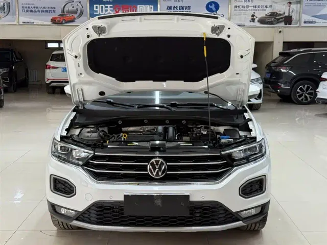 Volkswagen T-Roc — Фото автомобиля 7