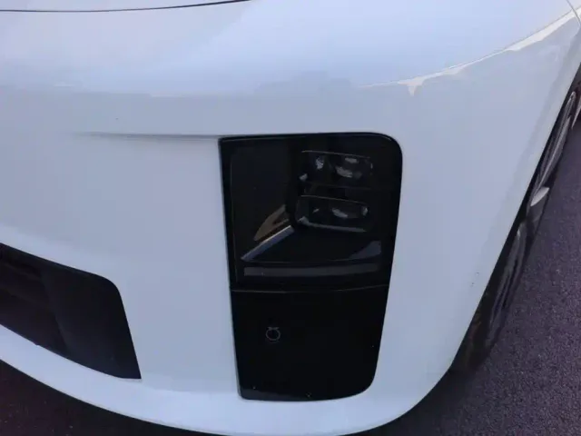 Li Auto i6 — Фото автомобиля 23