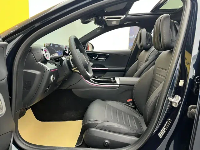 Mercedes-Benz C-Class — Фото автомобиля 7