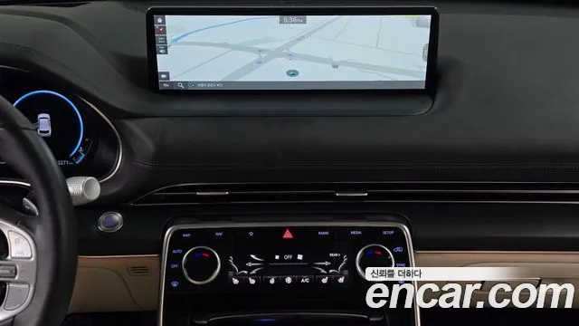 Genesis GV80 — Фото автомобиля 18