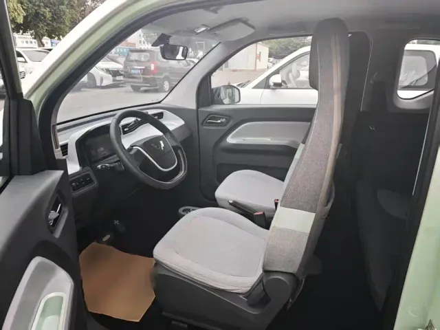 Wuling Hongguang Mini EV — Фото автомобиля 14