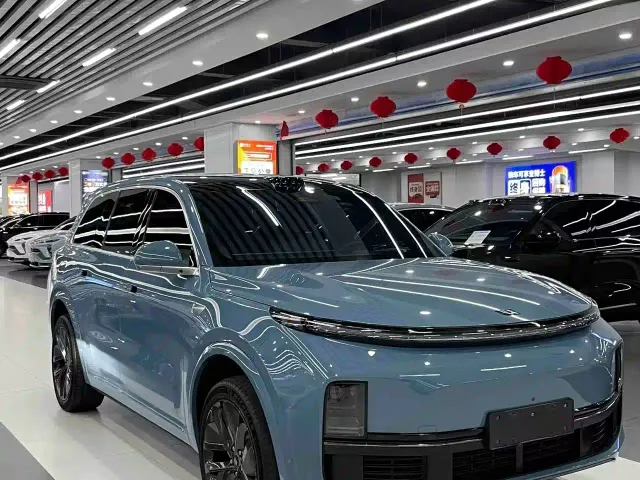 Li Auto Li Xiang L9 2022 Max — Фото автомобиля 3