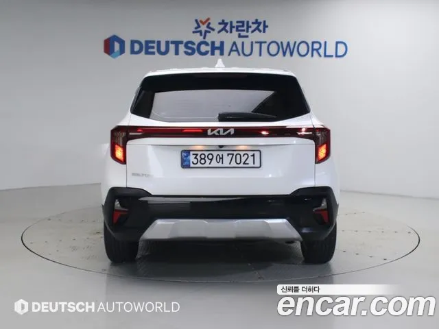 Kia Seltos — Фото автомобиля 4