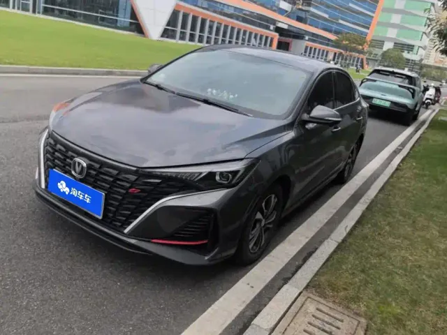 Фотография автомобиля — Changan Eado