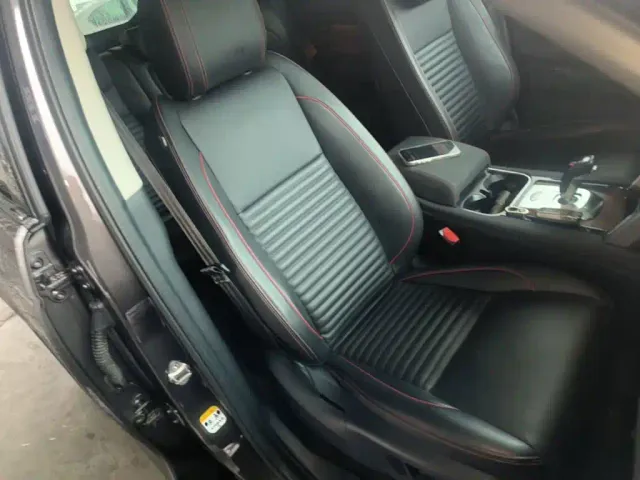 Land Rover Discovery Sport — Фото автомобиля 24