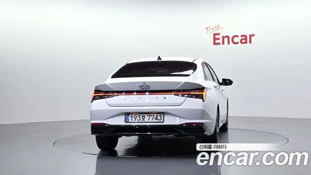 Hyundai Avante CN7 — Фото автомобиля 4