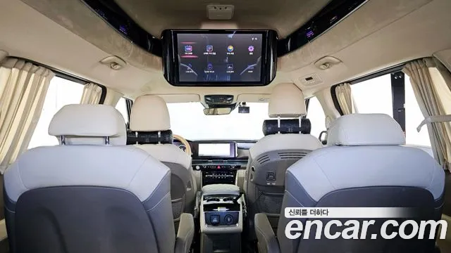 Kia Carnival Generation 4 — Фото автомобиля 25