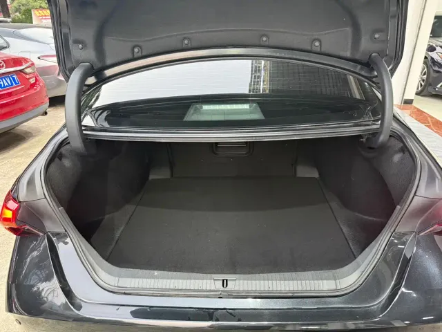 Toyota Avalon — Фото автомобиля 13