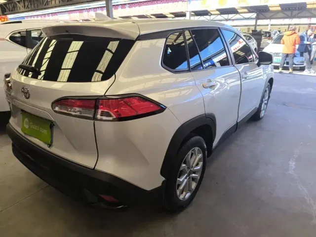 Toyota Frontlander — Фото автомобиля 6