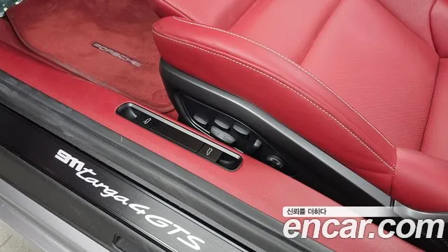 Porsche 911 — Фото автомобиля 17