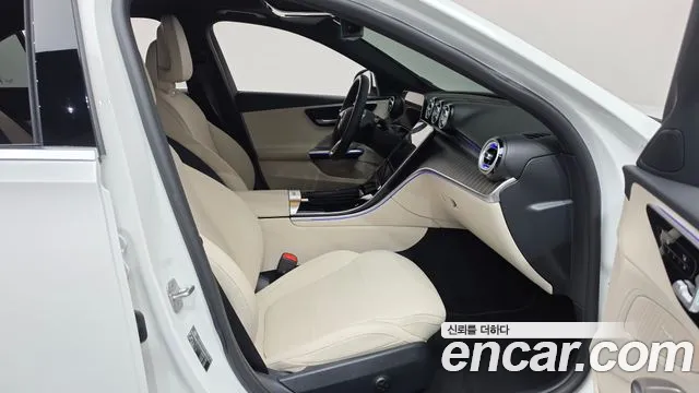 Mercedes-Benz C-Class — Фото автомобиля 26