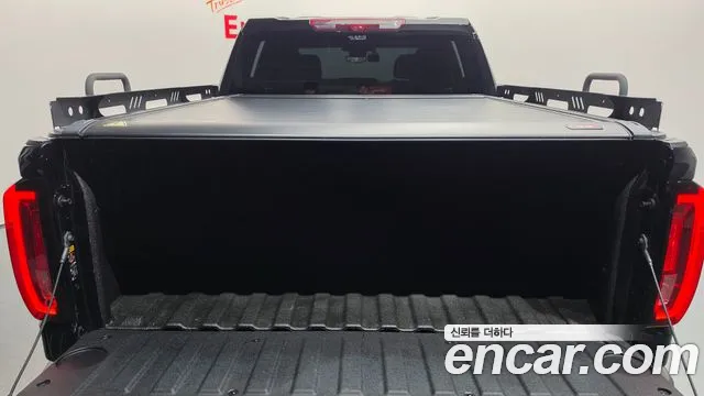 GMC Sierra — Фото автомобиля 14