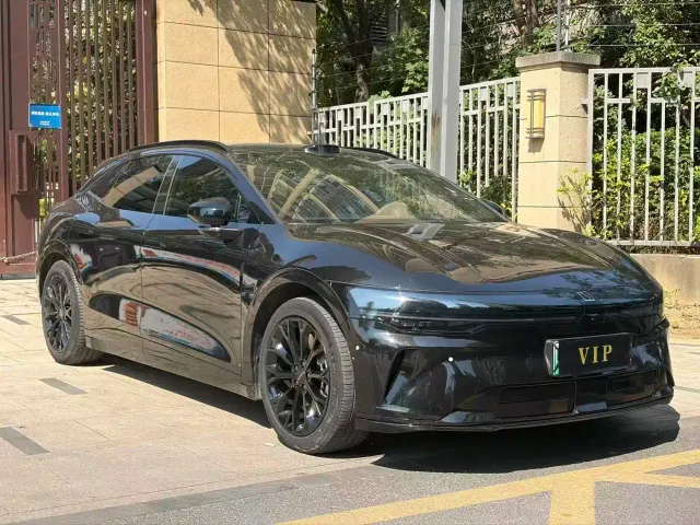 Zeekr 007 GT — Фото автомобиля 3