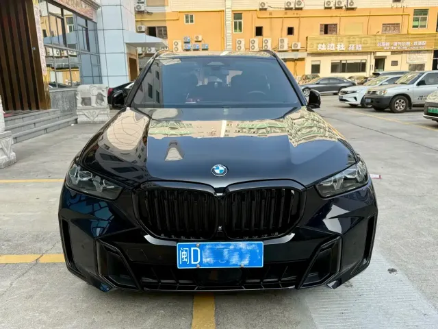 BMW X5 — Фото автомобиля 2