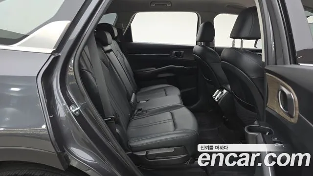 Kia Sorento Sorento 4-е поколение Дизель 2.2 2WD — Фото автомобиля 11