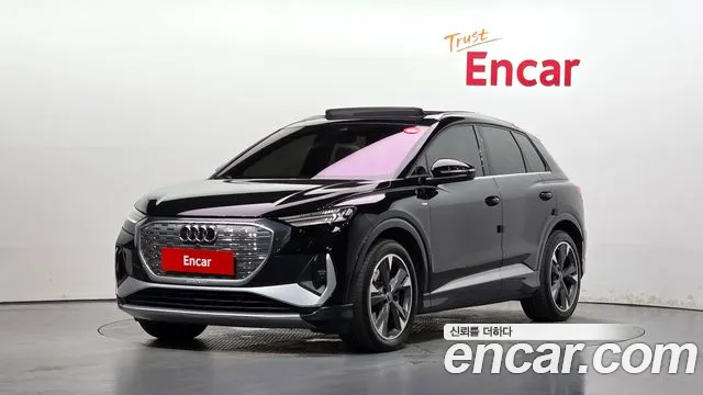 Фотография автомобиля — Audi Q4 e-tron F4