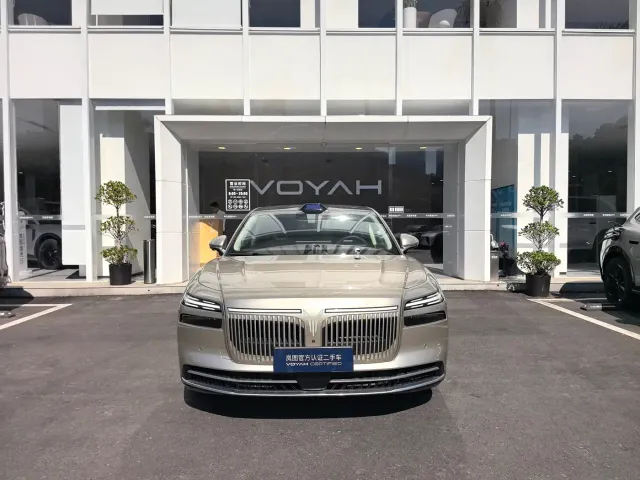 Voyah Zhuiguang L — Фото автомобиля 2