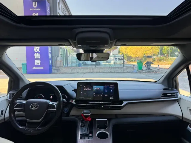 Toyota Granvia — Фото автомобиля 6