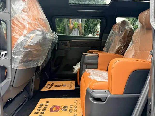 Toyota Vellfire — Фото автомобиля 15
