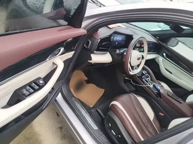 Geely Xingyue L — Фото автомобиля 15