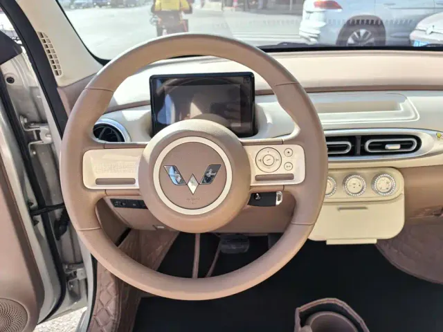 Wuling Hongguang Mini EV — Фото автомобиля 13