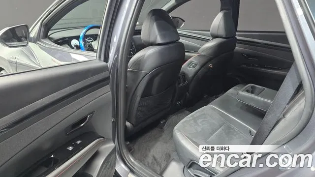 Hyundai Tucson Tucson (NX4) Дизель 2.0 4WD — Фото автомобиля 12
