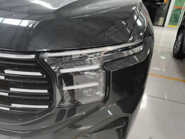 Ford Edge — Фото автомобиля 23