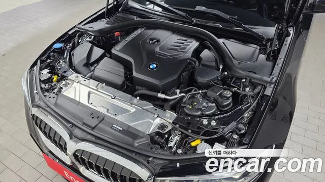 BMW 3-Series 3 серия (G20) 320i M Sport — Фото автомобиля 6
