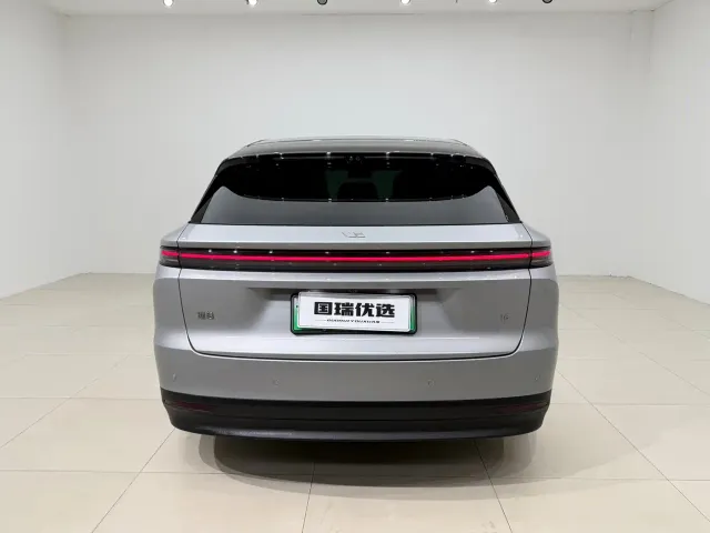 Li Auto i6 — Фото автомобиля 5