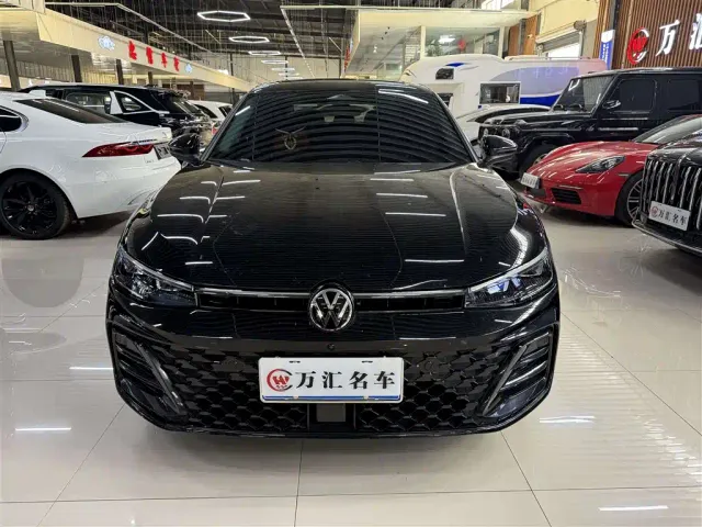 Фотография автомобиля — Volkswagen Passat