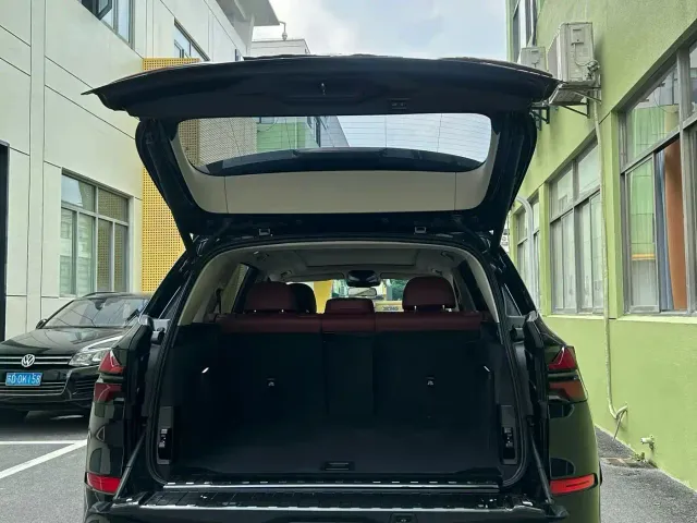 BMW X5 — Фото автомобиля 9
