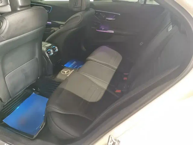 Mercedes-Benz C-Class — Фото автомобиля 16