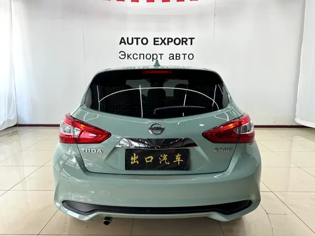 Nissan Tiida — Фото автомобиля 5