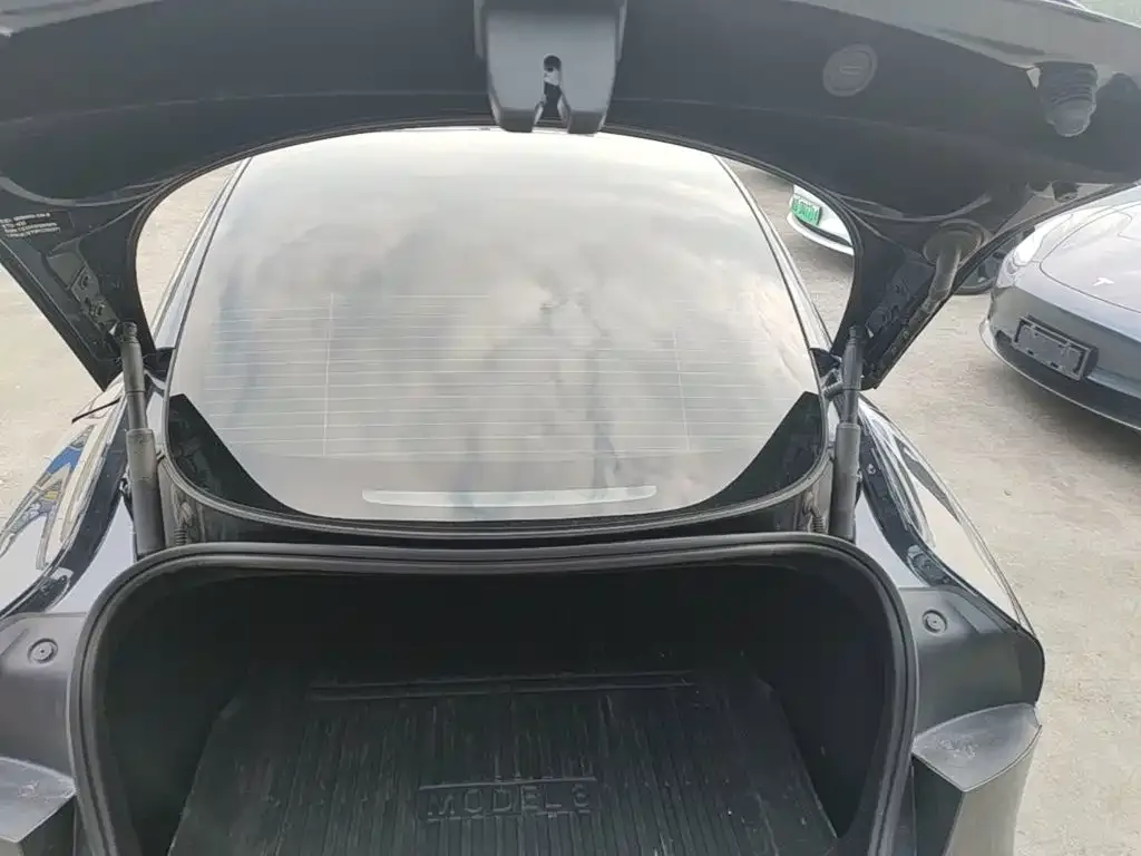 Tesla Model 3 2024 High-Performance All-Wheel Drive Edition — Фото автомобиля 18