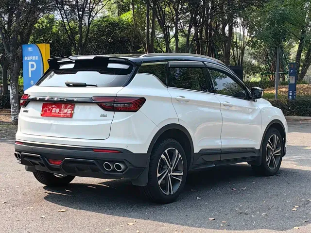 Geely Binyue 2021 1.4T DCT Diamond Edition — Фото автомобиля 14