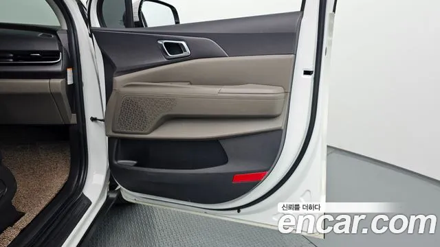 Kia Carnival 4th Gen — Фото автомобиля 14