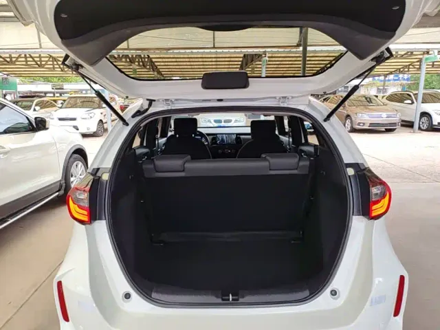 Honda Fit — Фото автомобиля 18