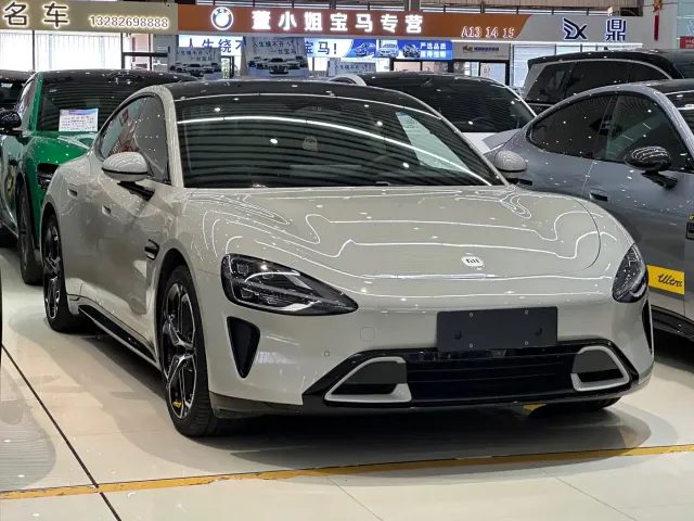 Xiaomi SU7 — Фото автомобиля 3
