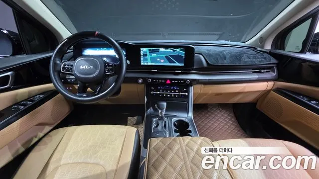 Kia Carnival Generation 4 — Фото автомобиля 10