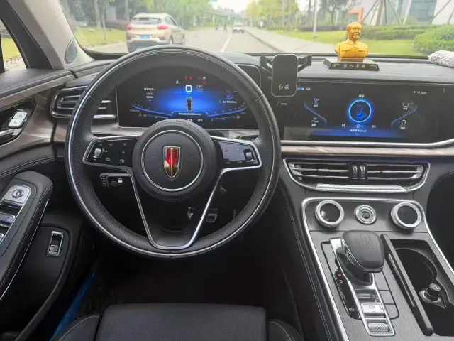 Hongqi H9 — Фото автомобиля 6