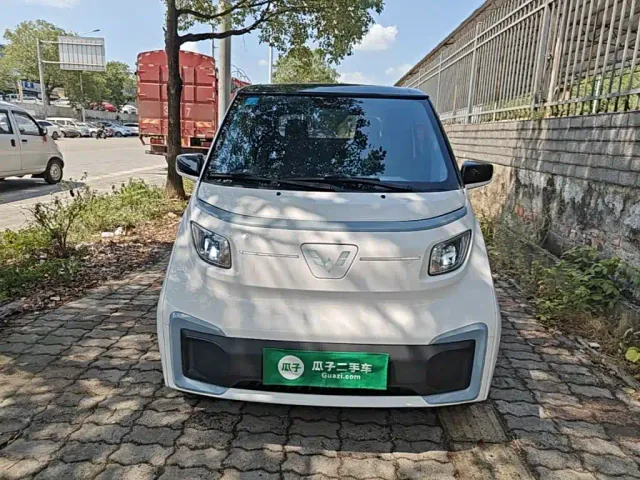 Wuling NanoEV — Фото автомобиля 2