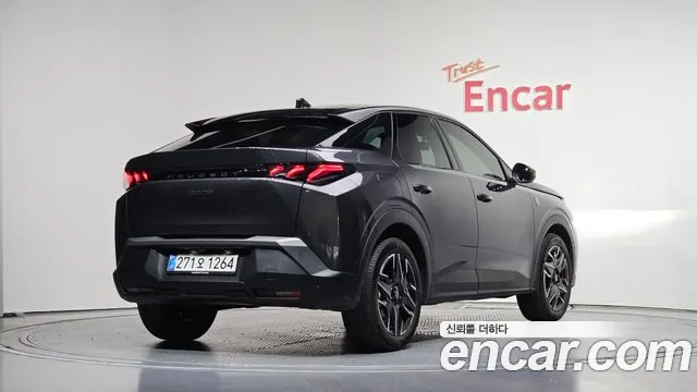 Peugeot 3008 — Фото автомобиля 2