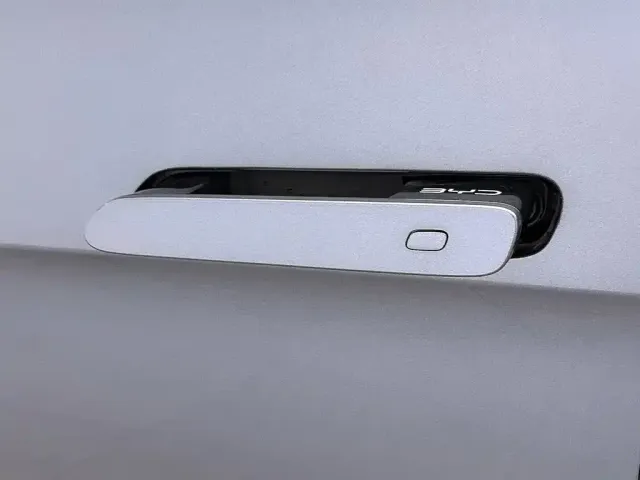 BYD Seal — Фото автомобиля 18